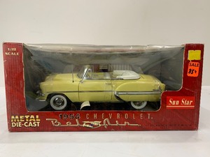 lot 194 image: Sun Star Diecast Metal 1954 Chevrolet Belair Convertible - Yellow
