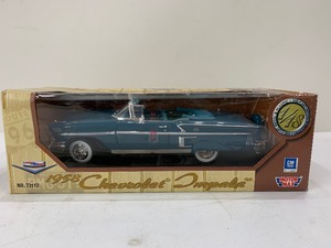 lot 249 image: Motor Max Diecast Metal 1958 Chevy Impala