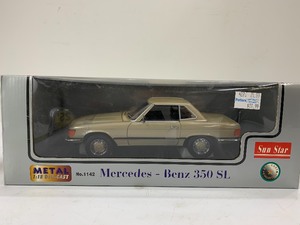 lot 262 image: Sun Star Diecast Metal Mercedes-Benz 350SL