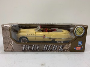 lot 269 image: Motor Max Diecast Metal 1949 Buick Convertible