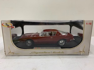 lot 280 image: Signature Models Diecast Metal 1963 Studebaker Avanti