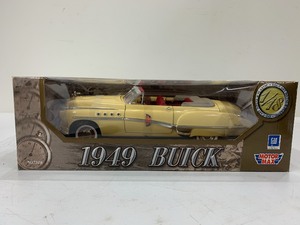 lot 283 image: Motor Max Diecast Metal 1949 Buick Convertible