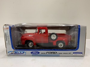 lot 290 image: Welly Diecast Metal 1956 Ford F-100 Pickup