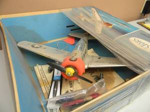 lot 22 image: Vintage AMF WEN MAC Gas Powered Engine Control Line Airplane Navy SNJ-3 - WITH MANUAL & BOX - SEE PICTURES