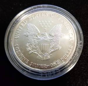 2000 AMERICAN SILVER EAGLE 1 TROY OZ. .999 FINE SILVER IN AIRTITE