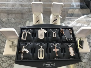 lot 10 image: NO RESERVE- 12 MensUnisex Luxury Necklaces- Retail $2000