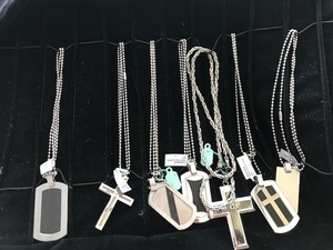 lot 12 image: NO RESERVE- 7 MensUnisex Luxury Necklaces- Retail $1000