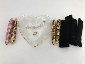 lot 21 image: Rhinestone Pens & Dish (Lot of 5)