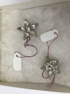 lot 57 image: Vintage Earrings - Clip-on #5