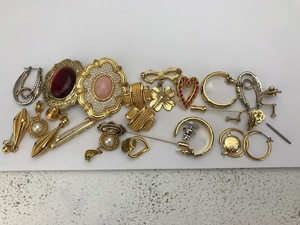lot 65 image: Vintage&nbspAssorted Jewelry #2