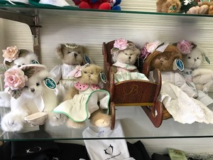 lot 77 image: Bearington Collection #3