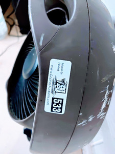 lot 533 image: Honeywell Double Fan on Wheels