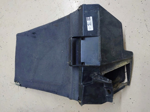 lot 518 image: Black Toro Lawnmower Bag