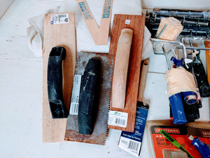 lot 548 image: Box Of Tools - Painters Special