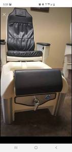 lot 6 image: European Touch LTD II Solace Whirlpool Foot Spa