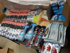 lot 10 image: Auto Motive Products and Auto Air F...