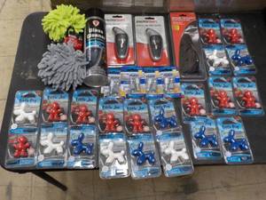 lot 15 image: Digital LED Tire Gauge, Shark Anten...
