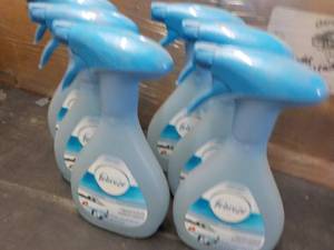 lot 35 image: Case of 6 - 16.9 oz Bottles Auto Fe...