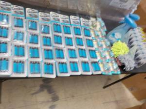 lot 39 image: Auto Febreze, Auto Air Fresheners a...