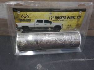 lot 70 image: Real Tree Camo Graphics 12 Rocker ...