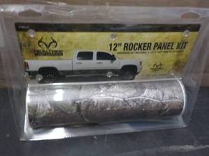 lot 72 image: Real Tree Camo Graphics 12 Rocker ...