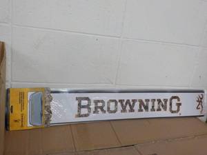 lot 98 image: 6 Pack Browning Windshield Decals...
