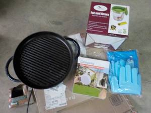 lot 114 image: Cast Iron Pan, GemGenY, Scrubbing G...