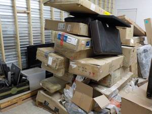 lot 115 image: Hugh Lot of Overstock and Returns f...