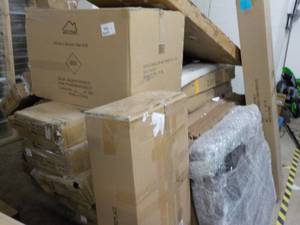 lot 116 image: Hugh Lot of Overstock and Returns f...