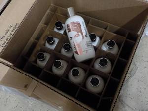 lot 142 image: Case of 12 - 10 oz Bottles My Denti...