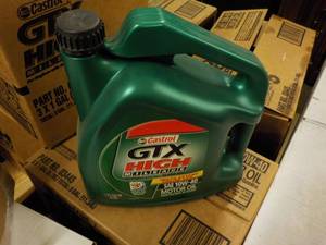 lot 159 image: 1 Gallon GTX High Milage SAE 10 A -...