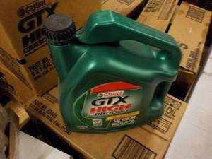 lot 160 image: 1 Gallon GTX High Milage SAE 10 A -...