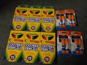 lot 174 image: 6 - 12 packs Crayola Colored Pencil...