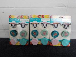 lot 175 image: 3 Sets The Pioneer Woman Magnetic C...