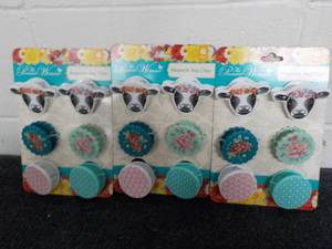 lot 176 image: 3 Sets The Pioneer Woman Magnetic C...