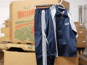 lot 254 image: Lightweight mens sport jacket and ...