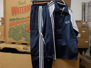 lot 256 image: Lightweight mens sport jacket and ...