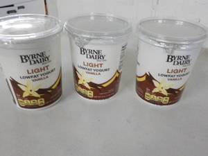 lot 368 image: 3 32 oz. tubs Byrne Dairy light low...