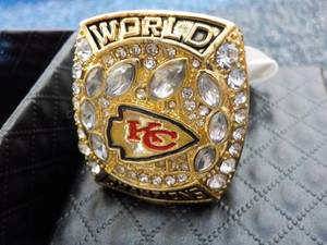 lot 402 image: 2019 replica Kansas City Chiefs Sup...