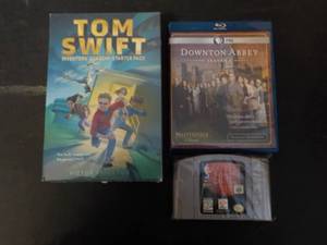 lot 409 image: Tom Swift starter pack, Nintendo ga...