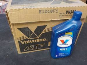 lot 441 image: Case of 12 Valvoline Type F automat...