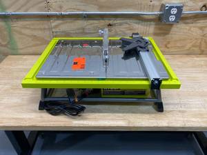 lot 15 image: RYOBI 7 in. 4.8 Amp Tile Saw