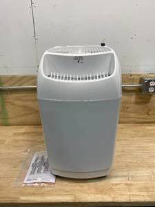 lot 33 image: AIRCARE 6 Gal. Evaporative Humidifier for 2300 sq. ft.
