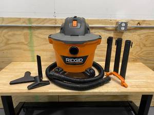 lot 37 image: RIDGID 9 Gal. 4.25-Peak HP NXT WetDry Shop Vacuum with Filter, Hose and Accessories