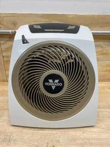 lot 72 image: VORNADO AVH10 1500-Watt Electric Whole Room Vortex Portable Heater with Automatic Climate Control