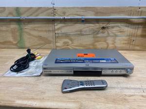 lot 87 image: PANASONIC DVD-S35 DVDCD Player