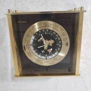 lot 34 image: Seiko Aviator Mantle Clock