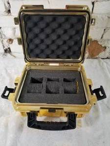 lot 104 image: Sturdy Invicta Watch Case