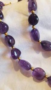 lot 106 image: Beautiful Amethyst Bead Necklace