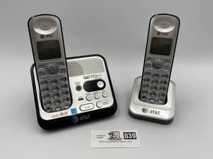 lot 039 image: AT&T Two Handset Answering System